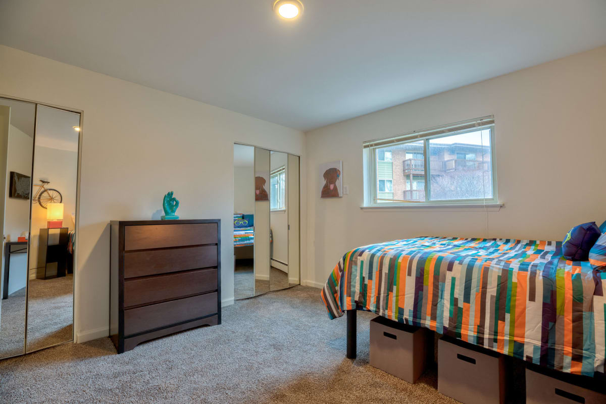 Photos of Berrytree Apartments near Michigan State University East